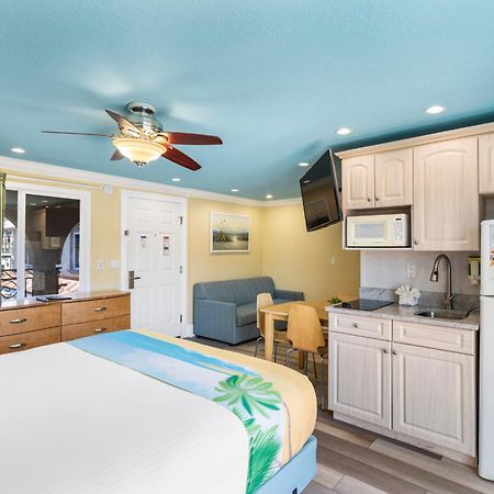 Bayview Plaza Waterfront Resort St. Pete Beach Camera foto