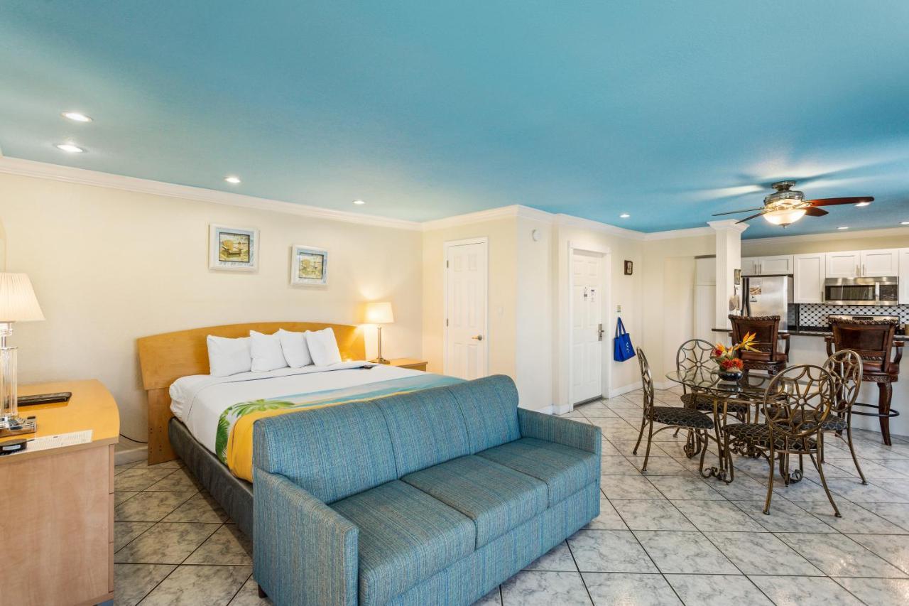 Bayview Plaza Waterfront Resort St. Pete Beach Esterno foto