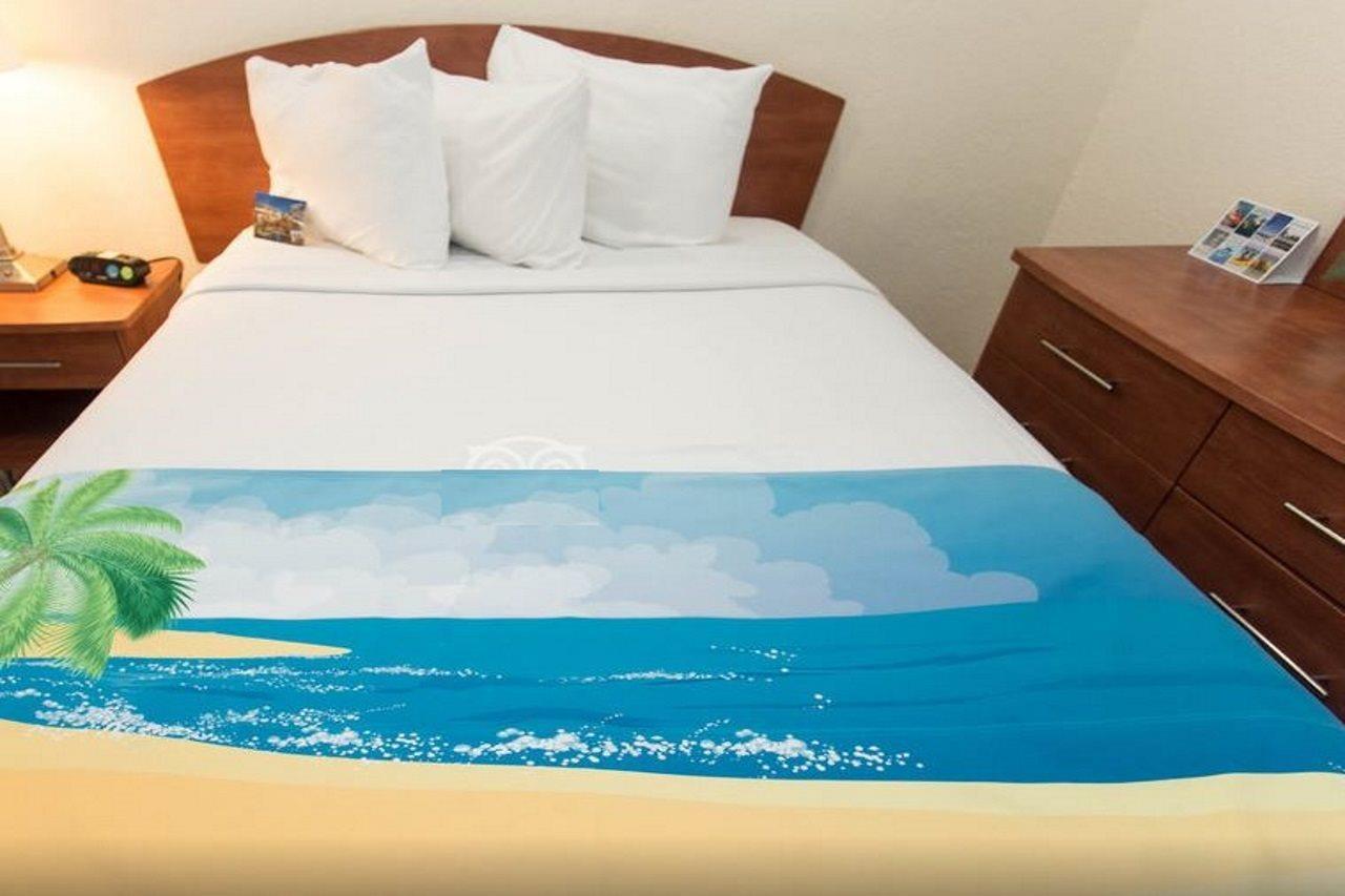 Bayview Plaza Waterfront Resort St. Pete Beach Esterno foto