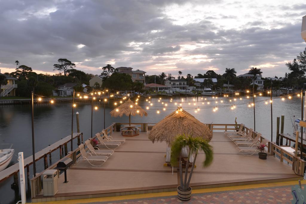 Bayview Plaza Waterfront Resort St. Pete Beach Esterno foto