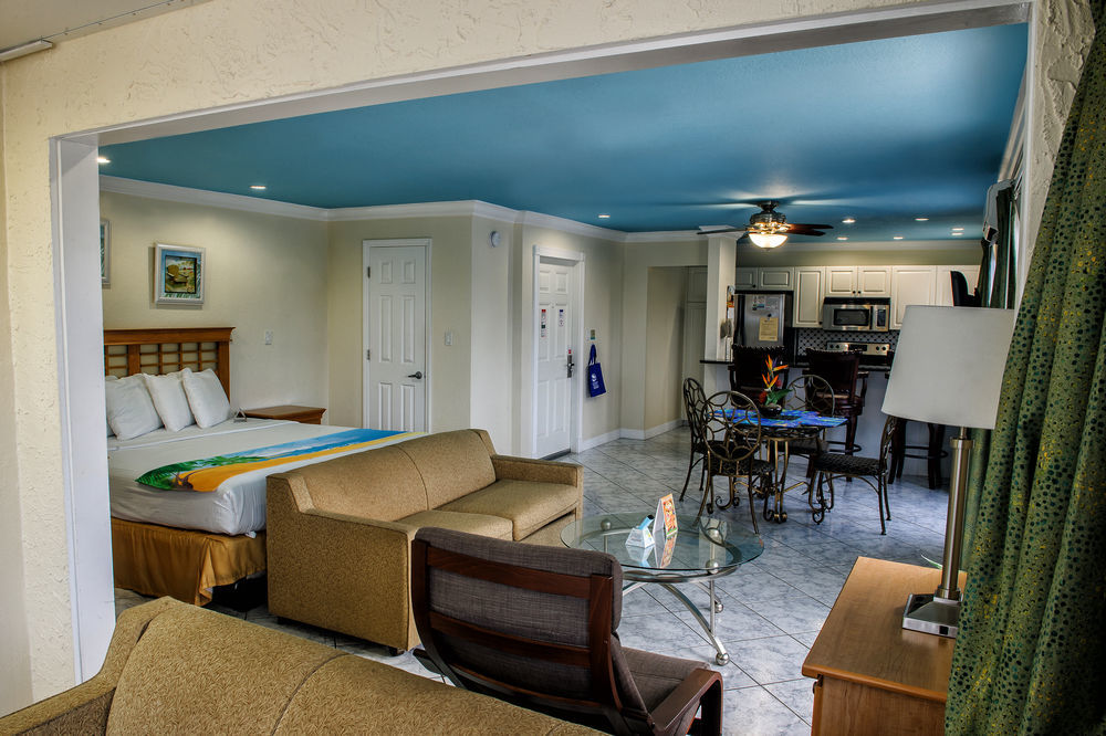 Bayview Plaza Waterfront Resort St. Pete Beach Esterno foto
